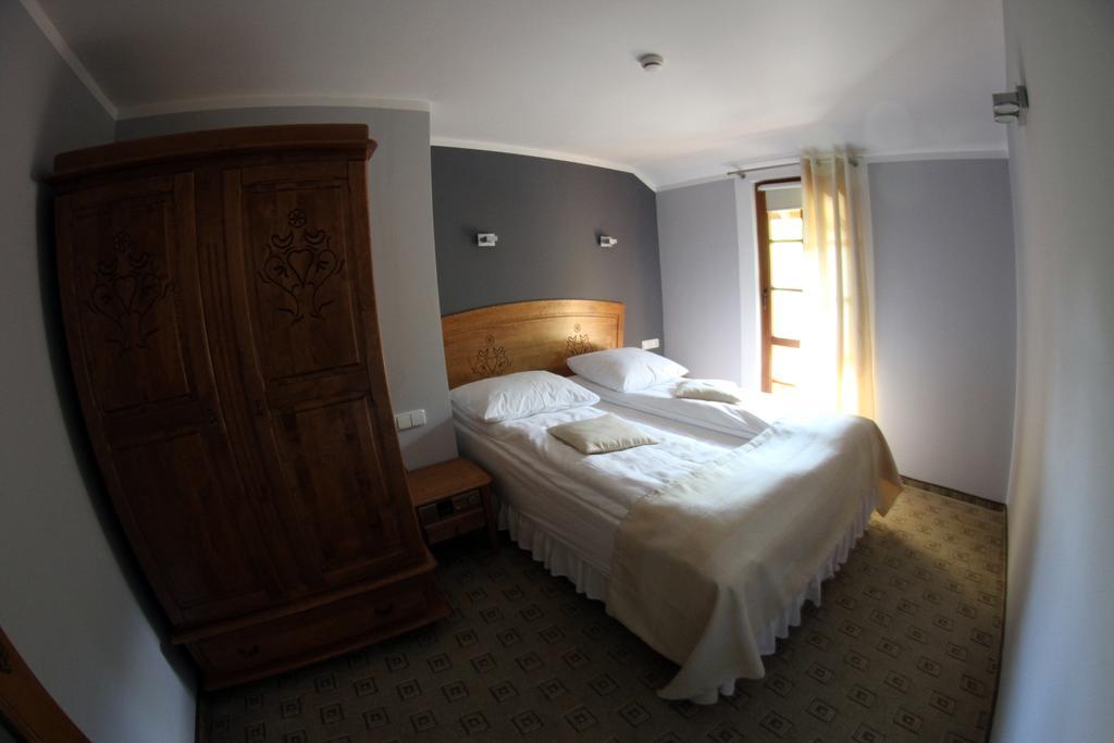 Hotel Zornica Poczesna Ruang foto